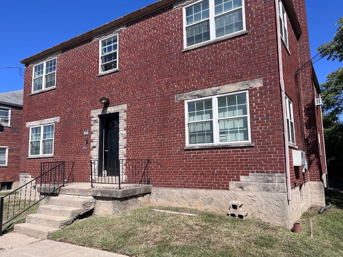 Photo - 632 Maple Dr Apartment Unit #B MAPLE 632