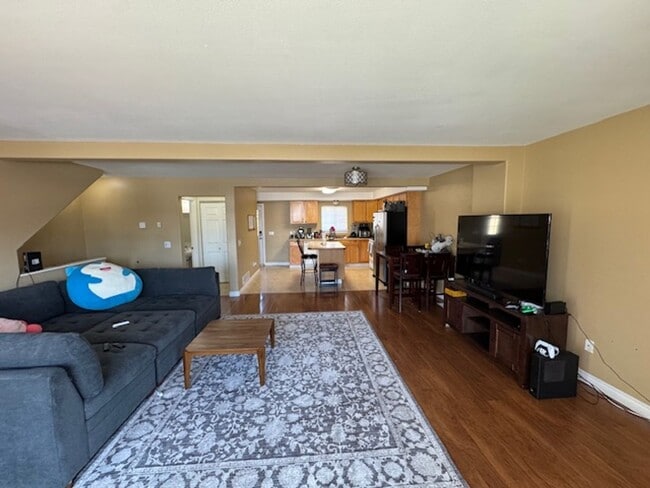 Photo - 3 bedroom, 2.5 bath