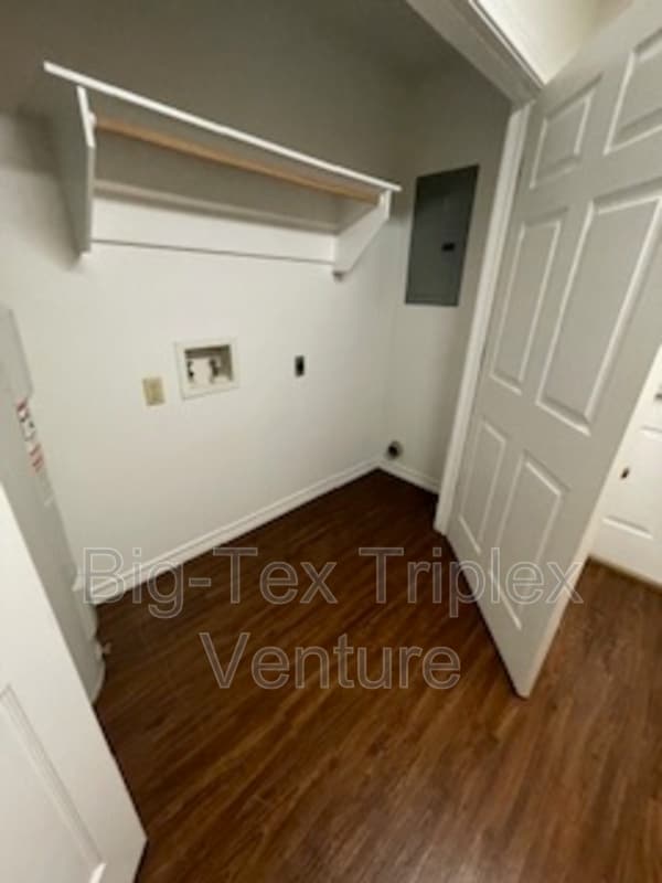 Photo - 282 N Pecan St