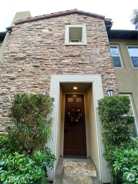 Building Photo - 121 Roadrunner Rental
