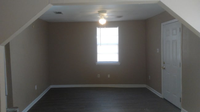 Photo - 1220 Cohen St