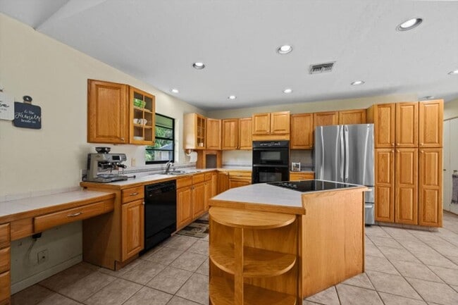 Photo - 3306 Fargo Ave