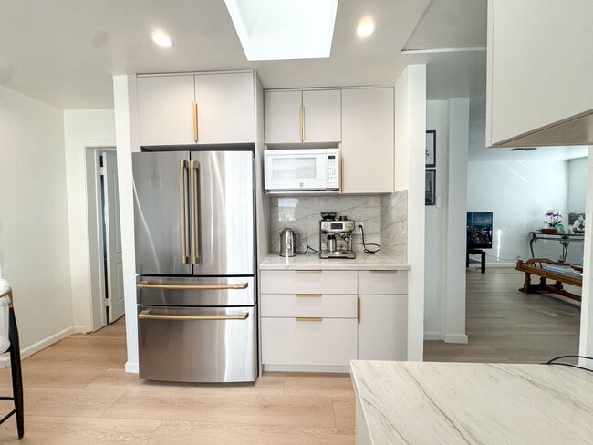 Photo - 2926 W 227th St Unidad 1