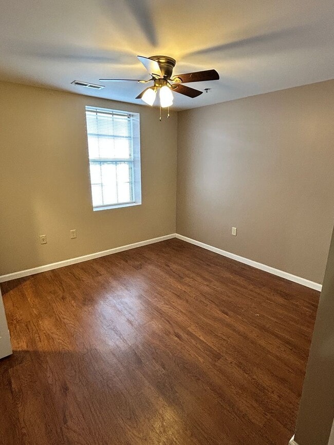 Photo - Jefferson Commons Apartments Unidad Apt. J