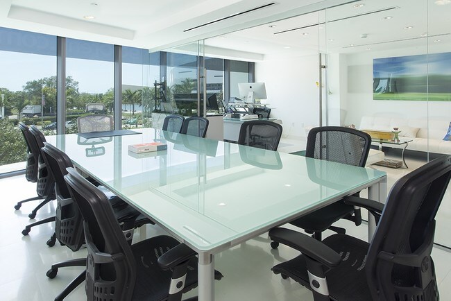 Private Office with Views of Biscayne Blvd - 900-990 Biscayne Blvd
