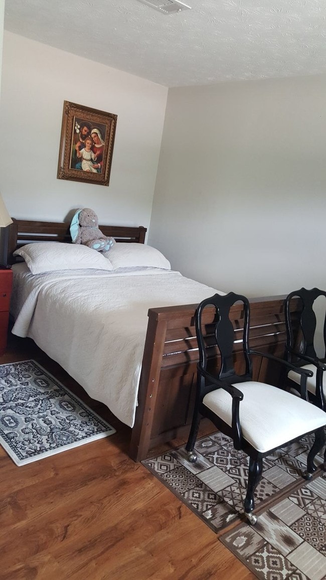 Photo - Haltere at Barrington