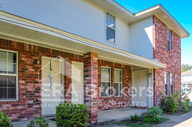 Photo - 1604 Inca Dr