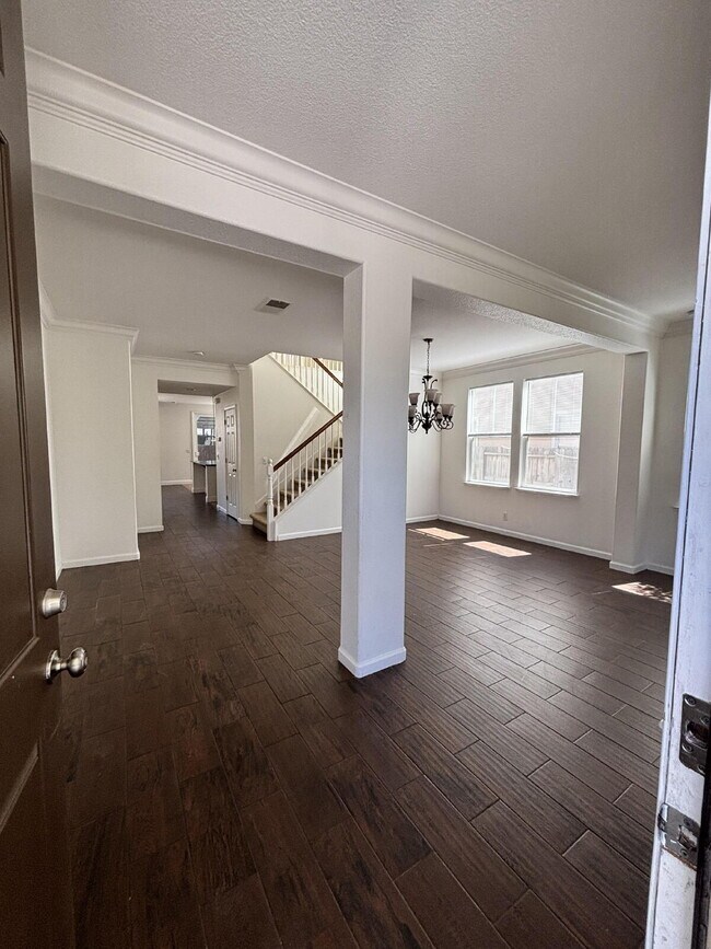 1247 Jewel Flower Dr