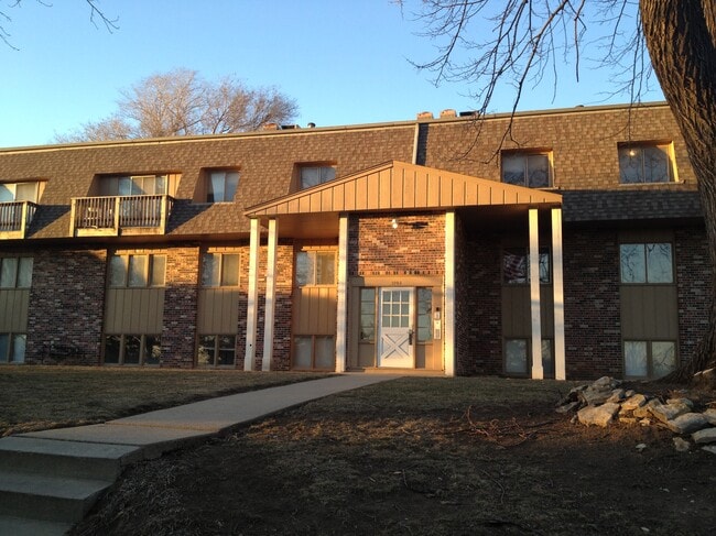 Photo - 3104 Hascall St Unit 2br
