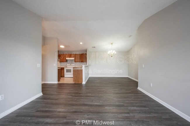 Photo - 239 Legends Creek Way Unidad 311