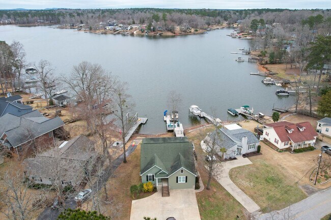 Photo - Fully Furnished Mid Term Lease