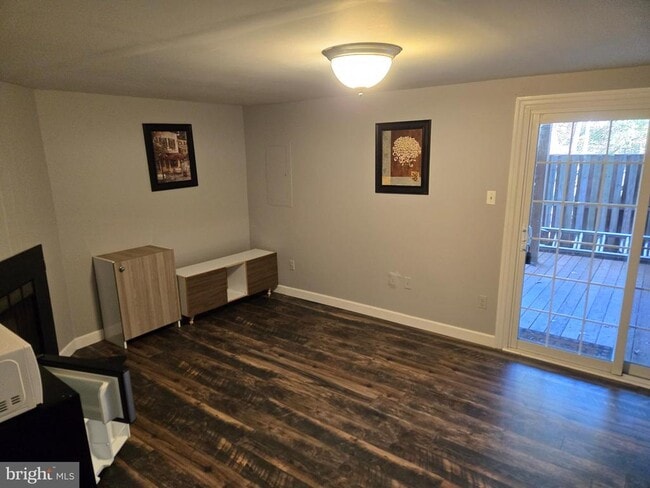 Photo - 5922 Annaberg Pl