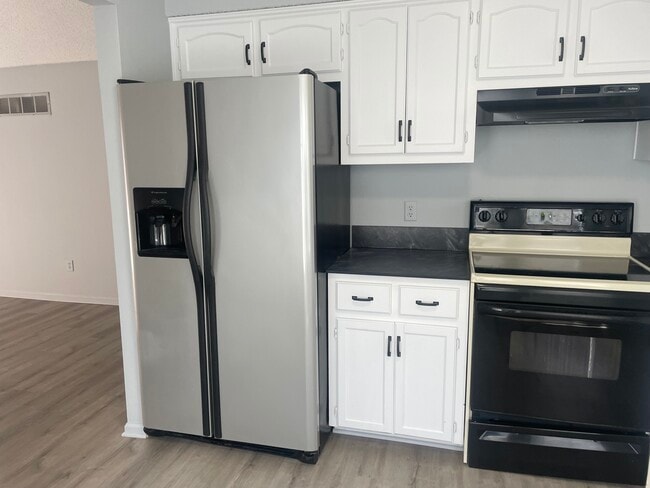 Building Photo - 17419 E 42nd St S Unit 17419