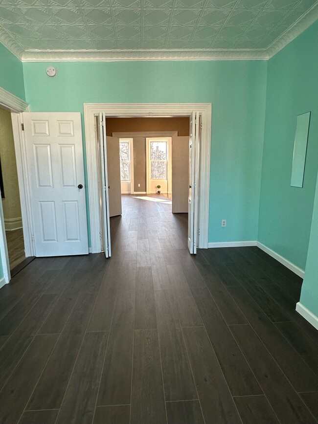 Photo - 326 50th St Unidad 3rd floor