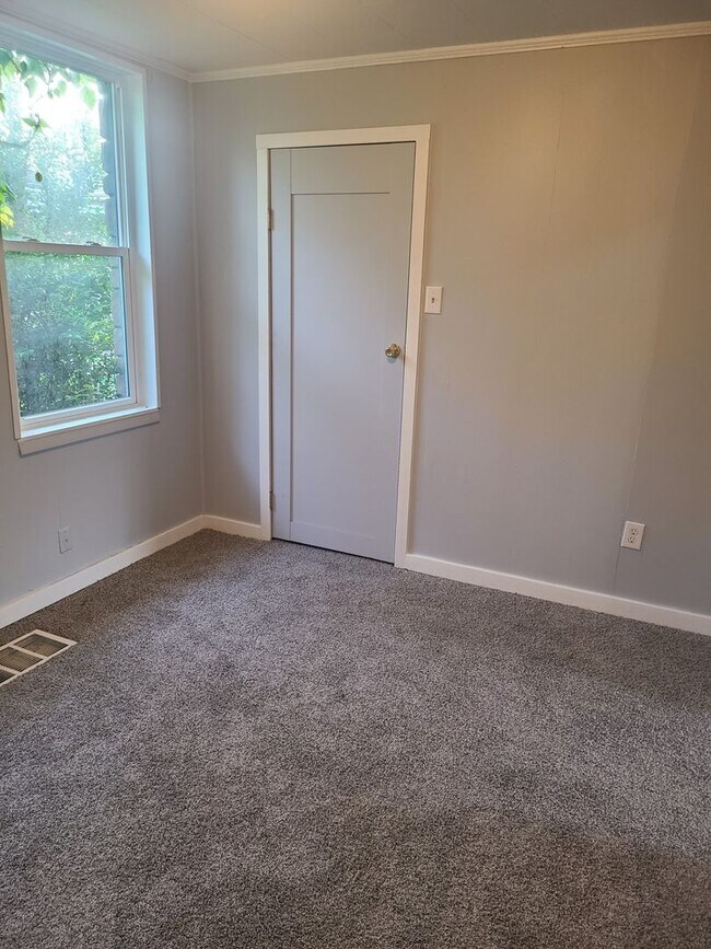 Photo - 17 N Brownell St