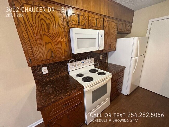 Photo - 3002 Chaucer Dr Unit B