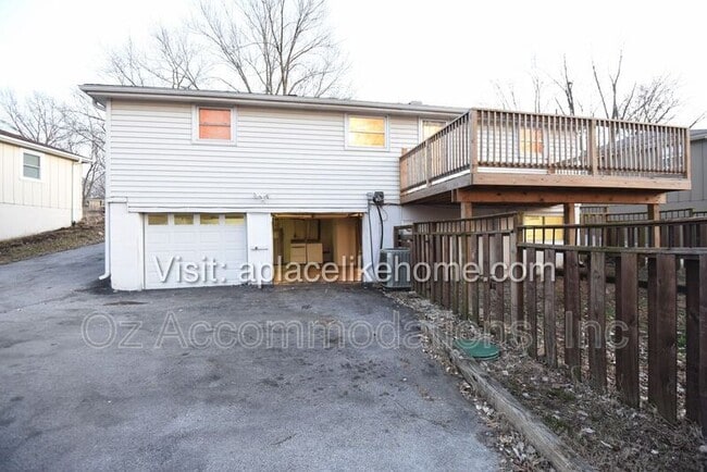 Building Photo - 16 Misty Spring Rental
