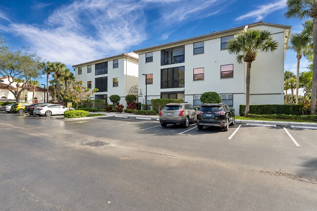 5133 Brisata Cir Unit P