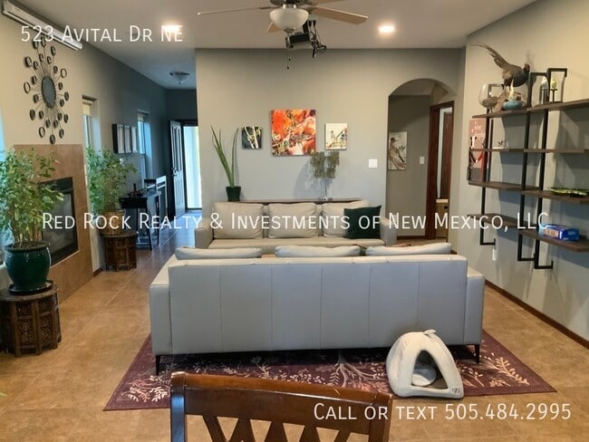 Photo - 523 Avital Dr NE