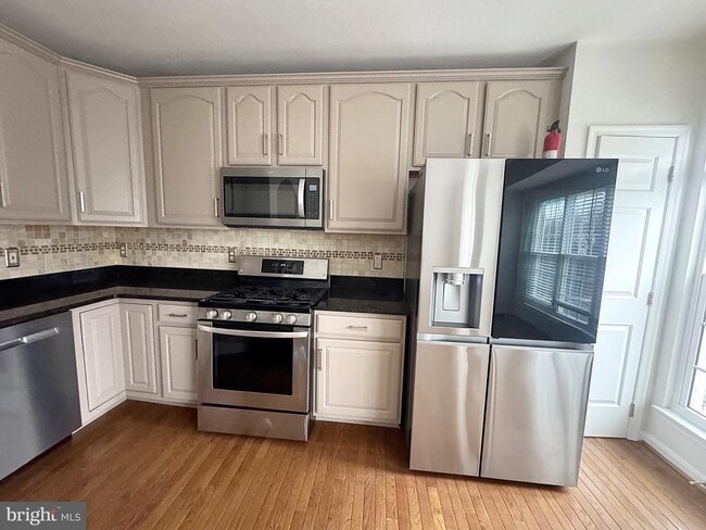 Photo - 43511 Evian Ln