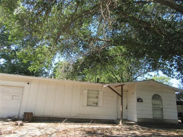 Building Photo - 925 Grande Dr