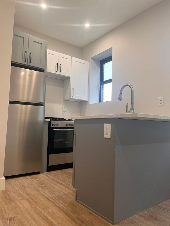 Photo - 269 Martin Luther King Jr Dr Unit 2C