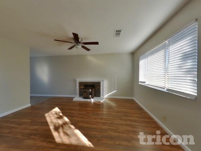 Photo - 816 Spoonbill Ln