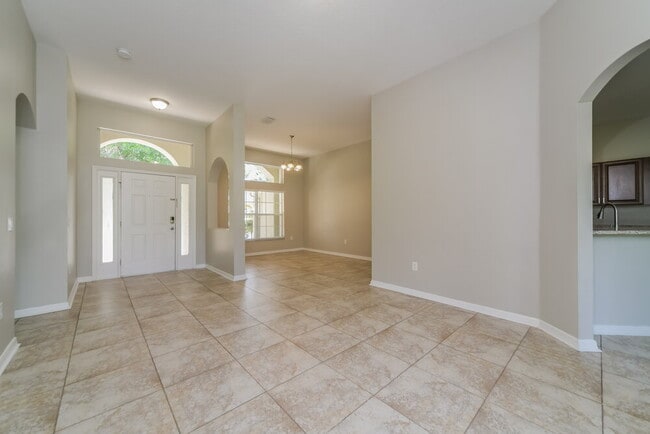 4204 Lugano Ct