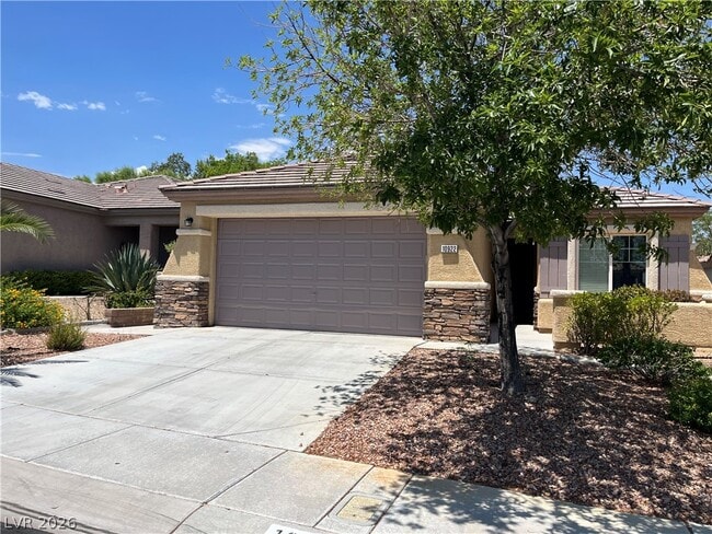 10922 Moonbeam Glow Ln