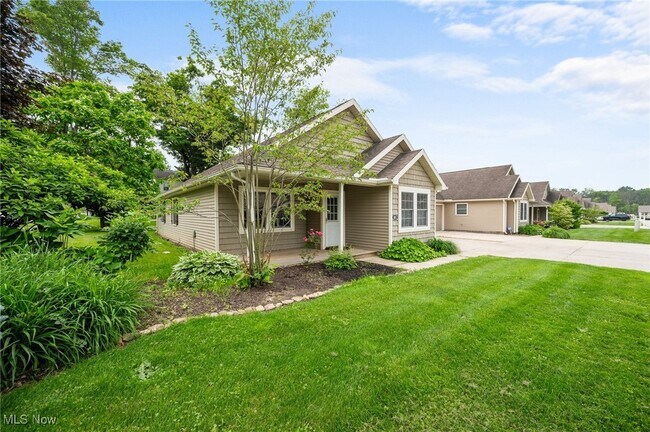 Photo - 3031 Logan Ln N Unidad 1