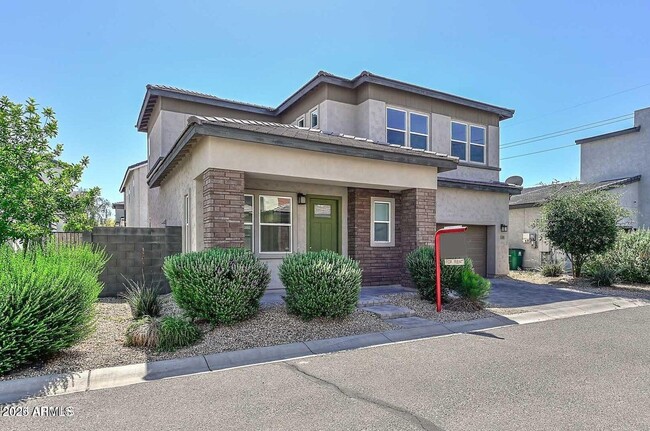 Photo - 15715 W Melvin St House
