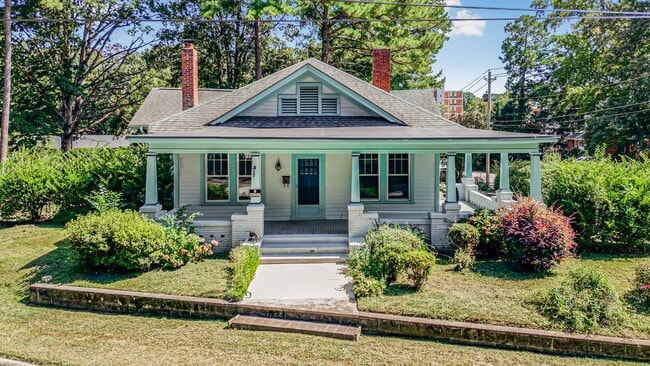 Building Photo - 500 Raleigh Rd Pkwy N Rental