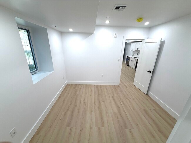 36 Shepard St Unidad B