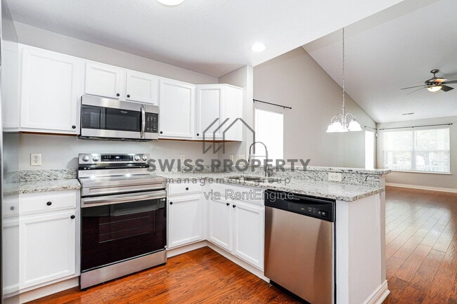 Photo - 7199 Normanton Dr
