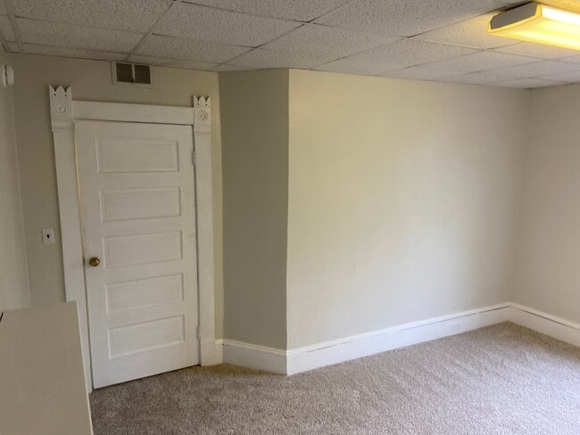 Photo - 432 Roanoke Blvd Unit # 2