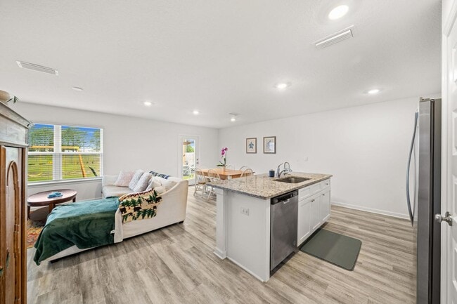 Photo - 292 Gray Owl Dr