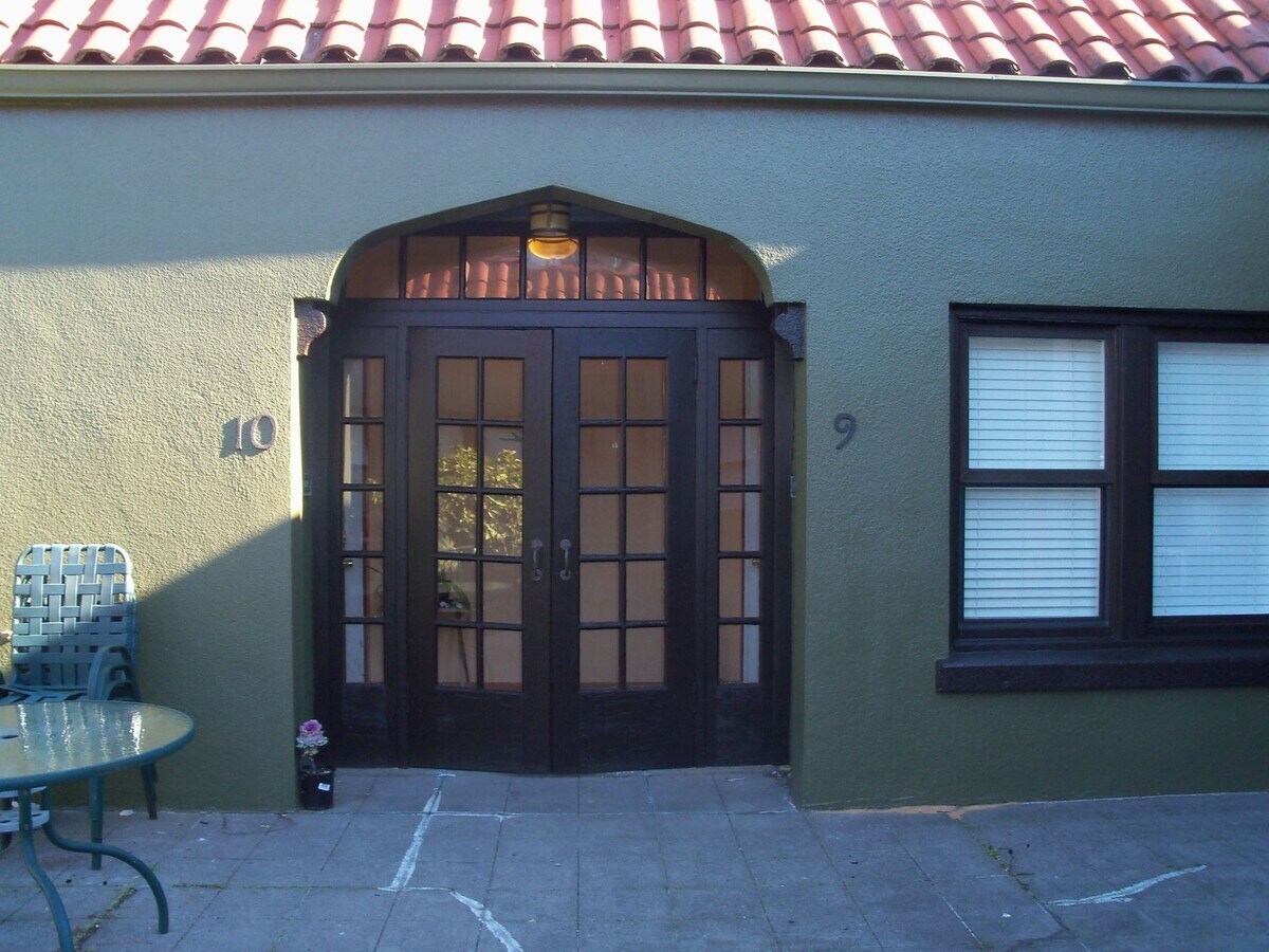 Rose Garden Apartments - Rose Garden Apartments