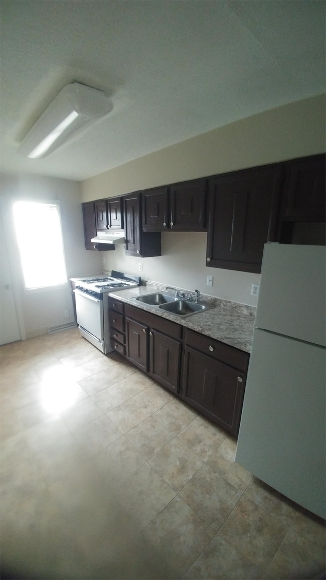 Photo - 1214 Sheffield St