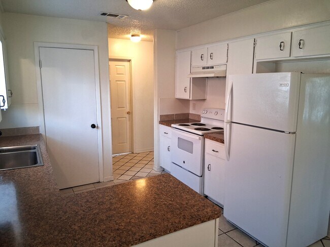 Photo - 1701 Lenox Ave