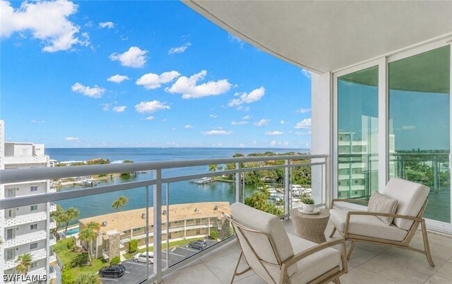 Building Photo - 1325 Snell Isle Blvd NE Unit 812