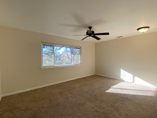 Photo - Beautiful 2 Bedroom/2 Bathroom Home with a Great Room, Fireplace and access to shared swimming pool