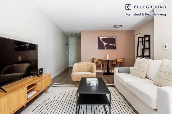 Photo - 526 Yale Ave N Unidad FL4-ID877