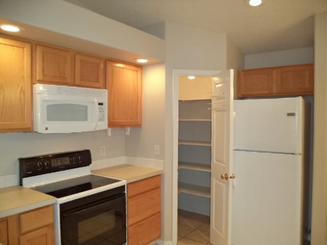 Photo - 410 W Mule Ct