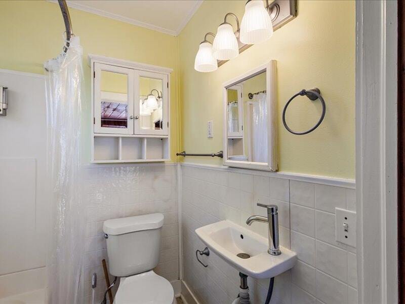 Photo - 4022 N State St