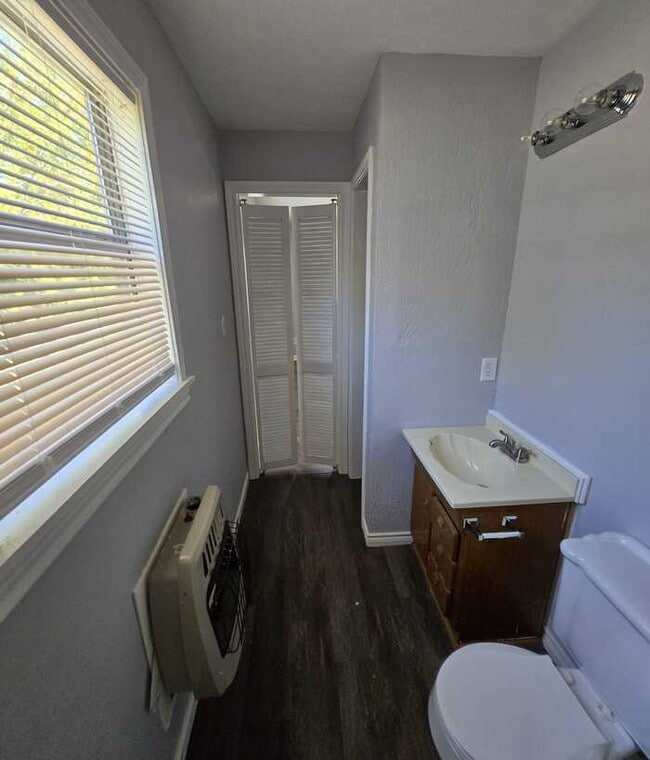 Photo - 310 S Wickham St