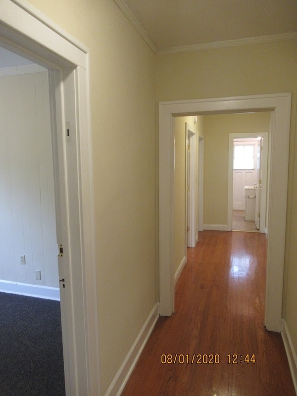 Photo - 719 E 7th St