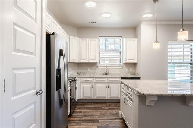 Photo - 240 Washington St