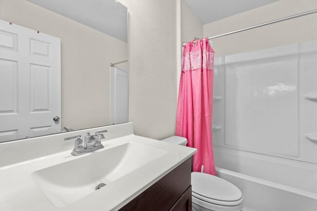 Photo - 1714 Avocet Way