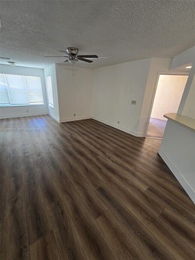 Photo - 3340 Pinewalk Dr N Unit 1518