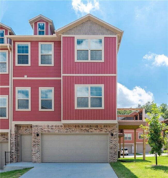 Photo - 2819 W Auburn Dr Townhome